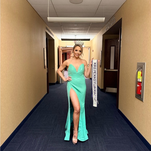 Portia and Scarlett PS23824 Sequins Prom Long Dress - Picture 4 of 4